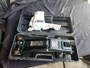 lot 142 image: Craftsman 2-14 ton trolley jack