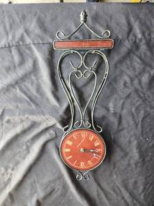 lot 143 image: Wall clock