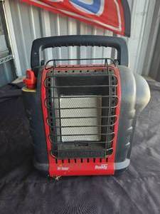lot 144 image: Portable Buddy Mr. Heater