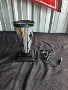 lot 64 image: Stained glass table lamp