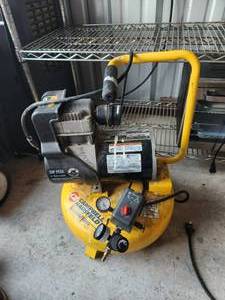 lot 99 image: Campbell Hausfeld 4-gallon compressor