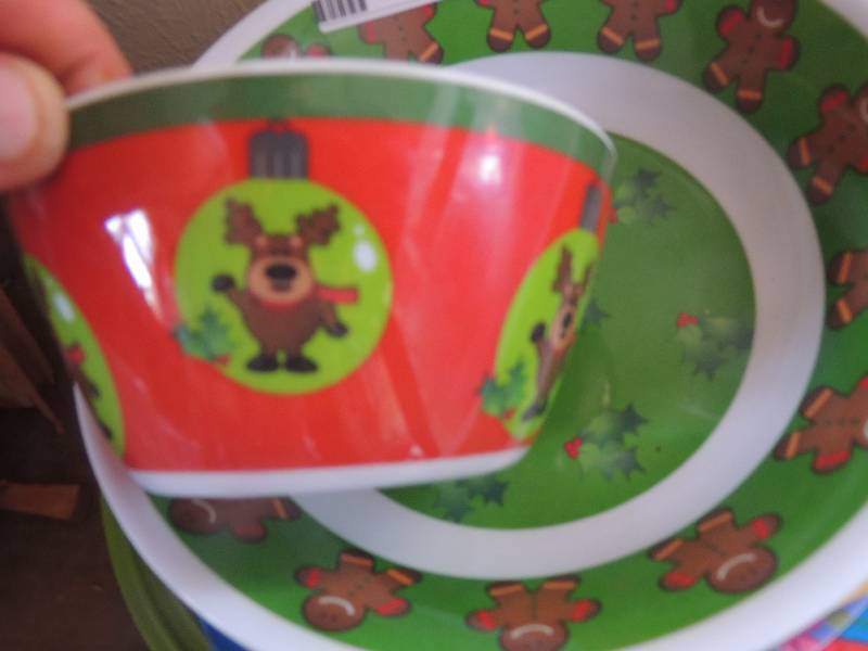 lot 327 image: Several plastic plates, trays  and ...