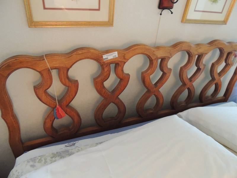 lot 428 image: French Provincial   HEADBOARD  - Qu...