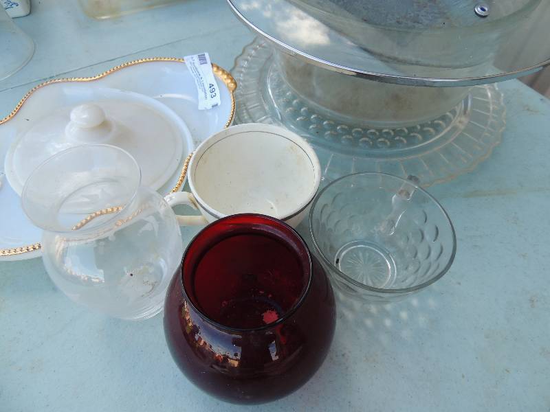 lot 493 image: Glassware , cake plate fire king r...