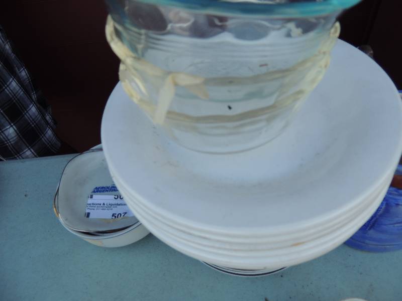 lot 507 image: Misc. kitchen ware...