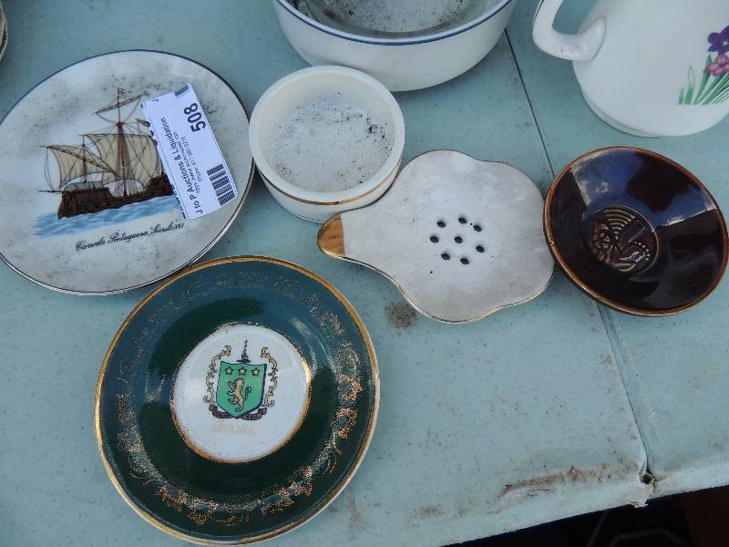 lot 508 image: Ash trays and saucers...