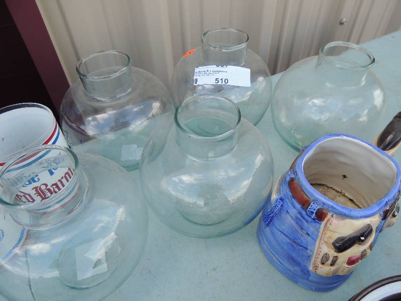 lot 510 image: various vases...