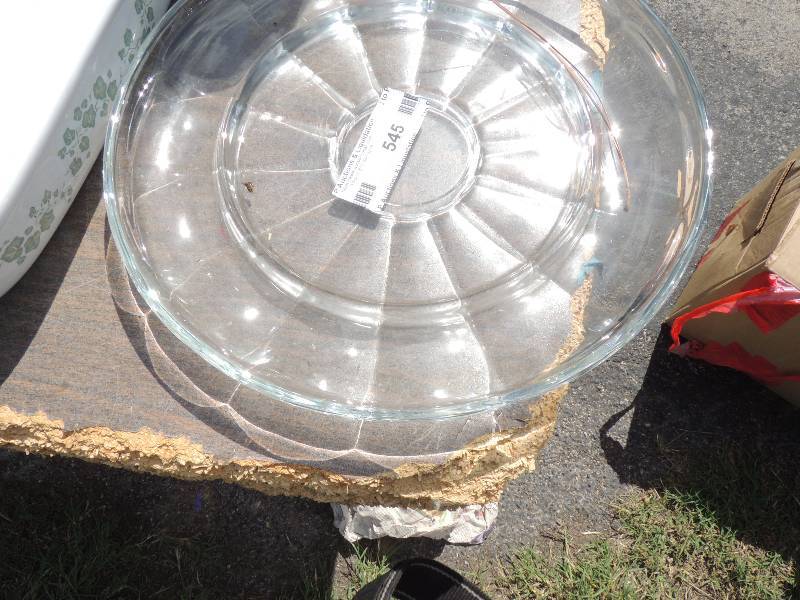 lot 545 image: Platter and casserole dish...