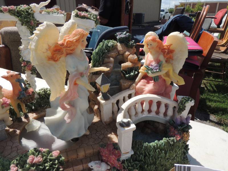 lot 551 image: ANGELS,&  Angel DECOR