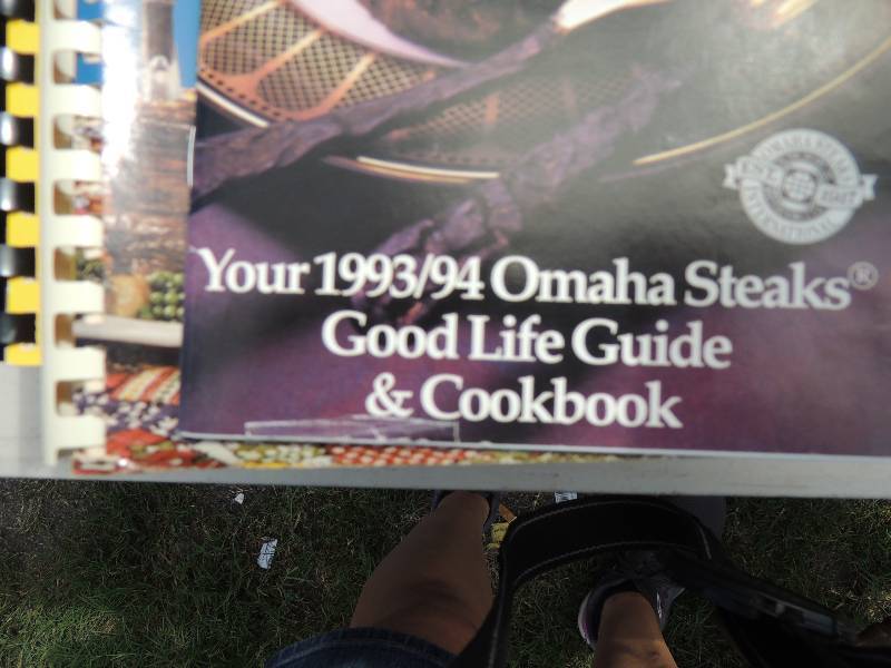 lot 584 image: Paperback cook books...