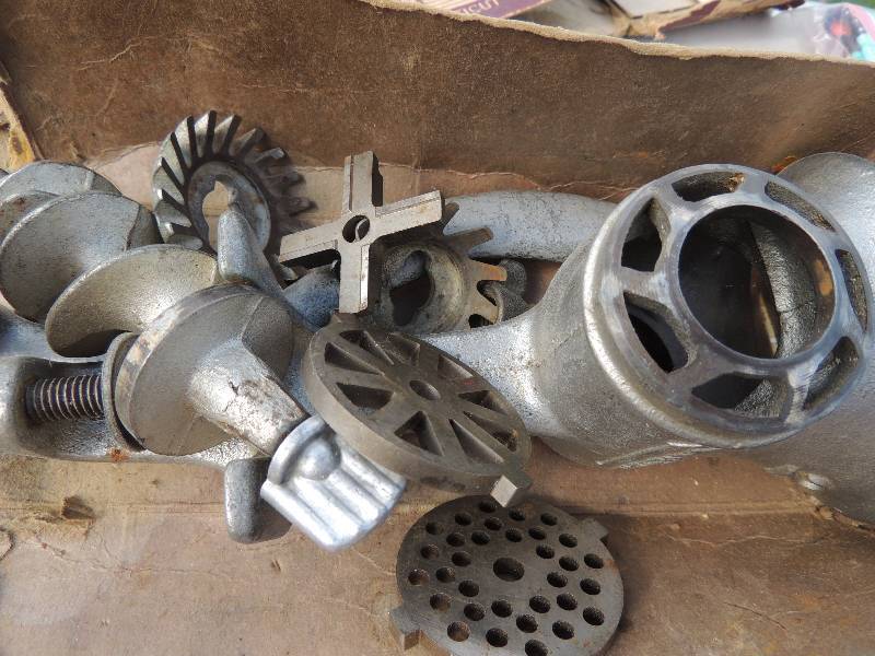 lot 594 image: FOODMEAT GRINDER , vintage with blade...