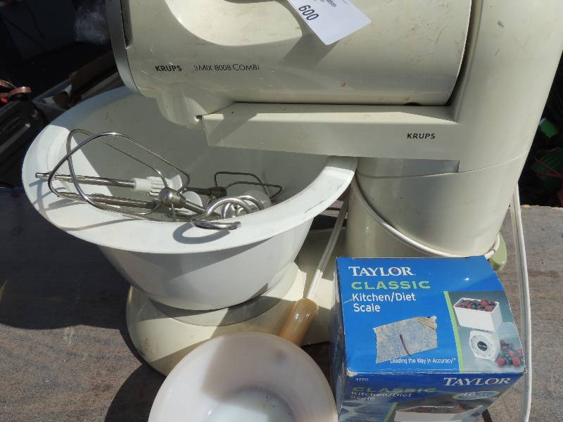 lot 600 image: Krupp stand mixer and kitchen scale