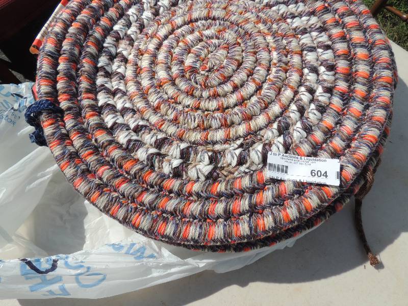 lot 604 image: WOVEN SEAT CUSHIONS  X  4
