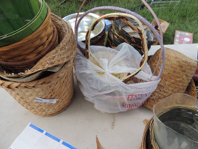 lot 607 image: lots of baskets...