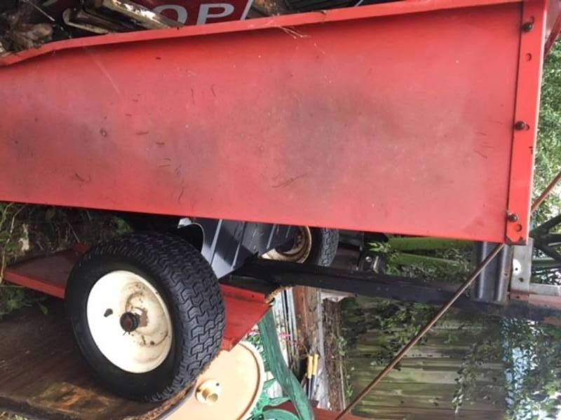 lot 575 image: LARGE HUSKEE RED YARD CART - 58 LENGTH 34 WIDE - 17 CU. FT