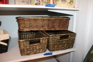 lot 71 image: Wicker baskets
