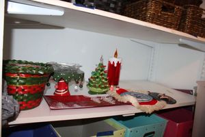 lot 73 image: Christmas dcor and gift wrap, see photos for light up items