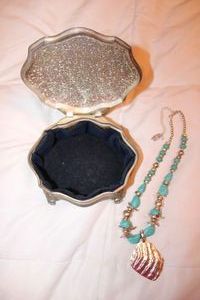 lot 119 image: Silver Jewelry box and Howlite necklace