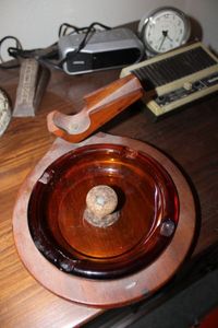 lot 123 image: Vintage pipe ashtray and alarm clocks