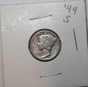 lot 137 image: US currency-- 1944 S Mercury Dime - 90% silver
