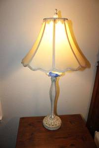 lot 128 image: Table lamp with painted crackle finish and scalloped shade