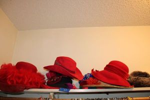 lot 165 image: Red hat lady hats
