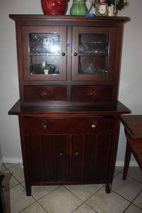 lot 184 image: China hutch cabinet only - 40.5W x 20D x 68H