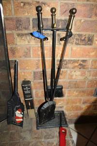 lot 237 image: Fireplace tools