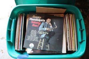 lot 265 image: Vintage record albums