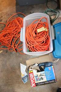 lot 279 image: Tools Ryobi Orbit Sander and extension cords