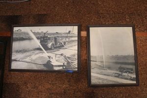 lot 304 image: Vintage firetruck photos