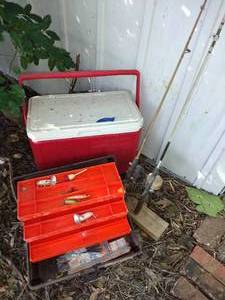 lot 319 image: Fishing tackle box, fishing rods and cooler