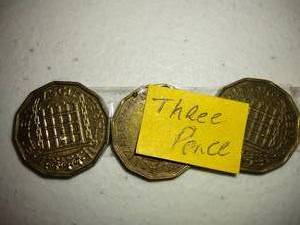 lot 347 image: English coins - 3 pence. 1962, 1967, 1969