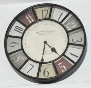 lot 98 image: Wall clock