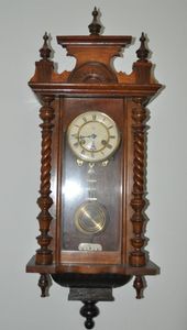 lot 60 image: Vintage Unghans J. walnut wood pendulum Wall Clock with Key