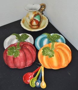 lot 59 image: Modern Southern Home Earthenware Pumpkin Home Dcor, Measuring Spoons and Ceramic Pitcher and bowl