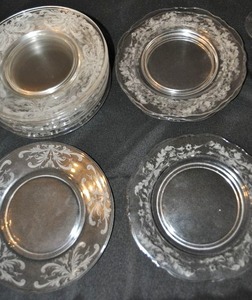 lot 80 image: Tiffin Byzantine Crystal Plates 10, 8 and 4, 7.5
