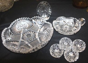 lot 158 image: Vintage Wheel Cut Saw Tooth Edge Glassware, with Salt wells and Picture Frame