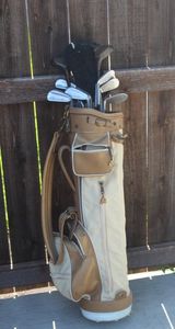 lot 177 image: Ladies Golf Clubs and Bag