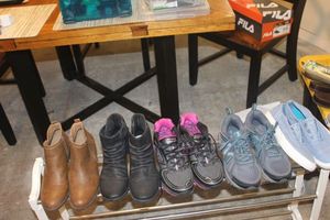 lot 162 image: Ladies Size 7 shoes and boots