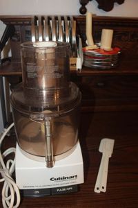 lot 197 image: Cuisinart Food Processor