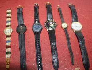 lot 237 image: Several Fashion Watches