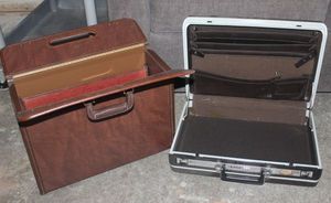 lot 246 image: Hard shell briefcase and file case including Stebco and Samsonite