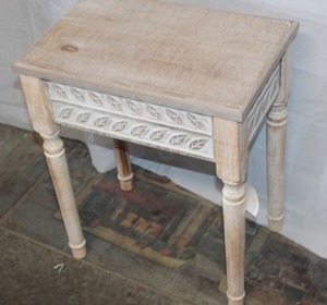 lot 307 image: Laser Cut Design Accent Table