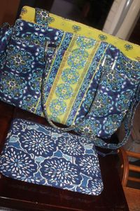 lot 333 image: Vera Bradley Style Computer Bag and Tablet Carrier