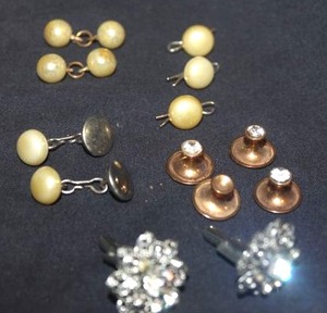 lot 359 image: Vintage Ladies Cuff Links
