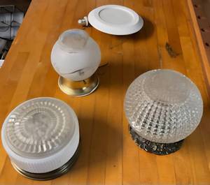 lot 368 image: Household Light Fixtures