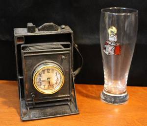 lot 12 image: Camera clock with glass