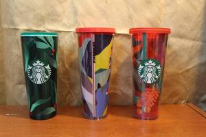 lot 43 image: Starbucks cups