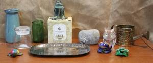 lot 78 image: Turtles and brass paperweight frog and Crystal owl and more see pictures